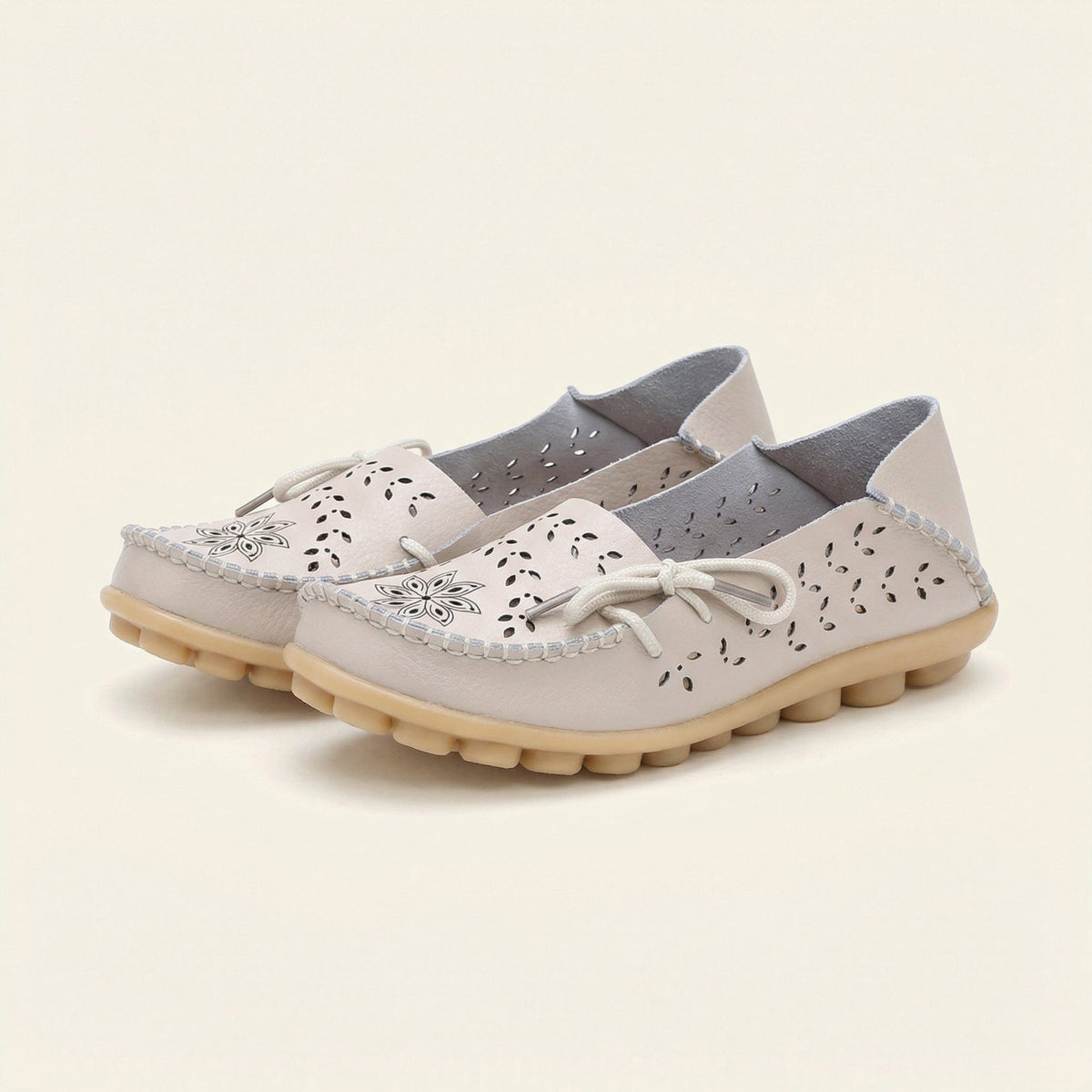 Mocassin Femme Perforé avec Lacets et Picots